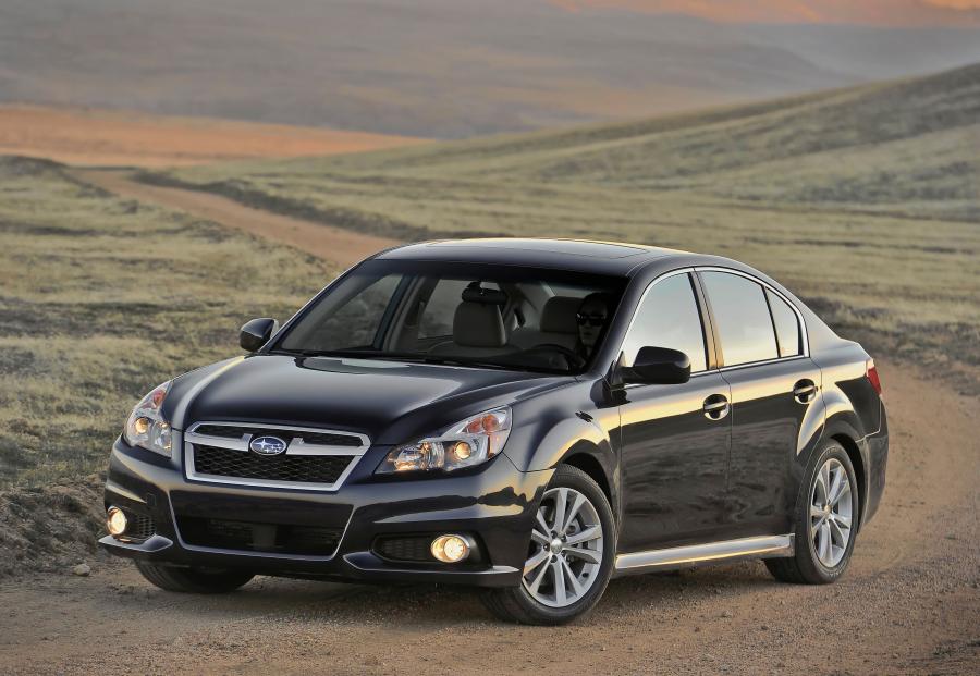  Subaru Legacy 2013 года  (фото 17 из 26)